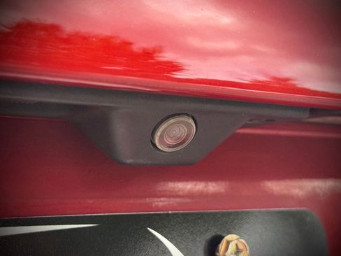 Used 2017 Alfa Romeo Giulia Ti w/ Lusso Light Wood Package RWD image 11