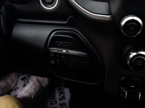 Used 2020 RAM 3500 Big Horn w/ Towing Technology Group image 18