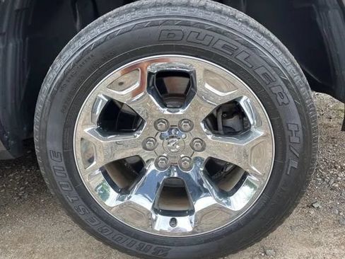 Used 2019 RAM 1500 Big Horn AWD/4WD image 16