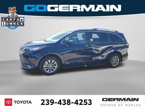 Certified 2021 Toyota Sienna XLE FWD image 12