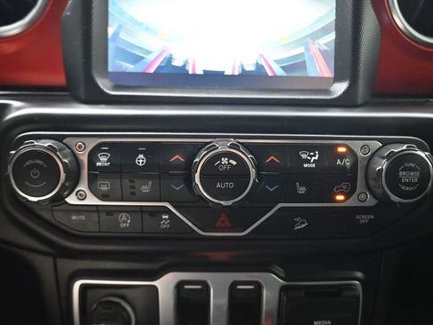 Used 2020 Jeep Wrangler Rubicon image 20