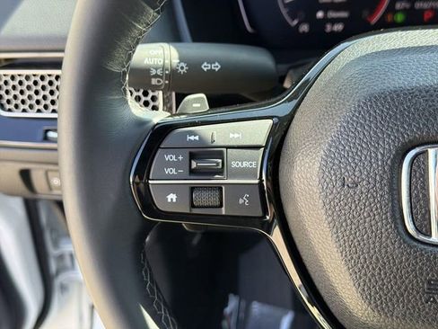Used 2025 Honda Civic Sport image 33