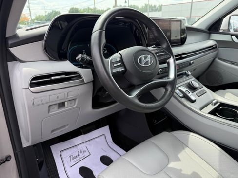 Used 2025 Hyundai Palisade SEL FWD image 19