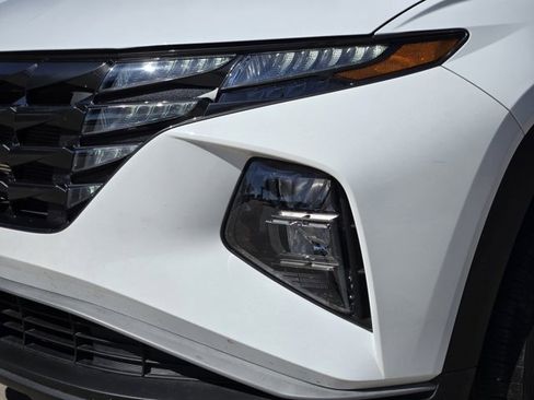 Certified 2024 Hyundai Tucson SE image 9