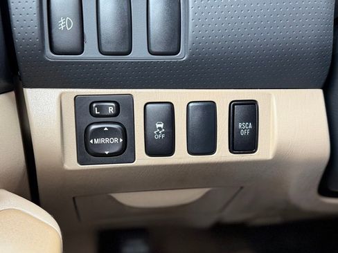 Used 2009 Toyota Tacoma 4x4 Access Cab V6 image 21