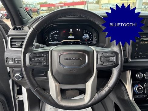 Used 2022 GMC Yukon XL Denali image 14