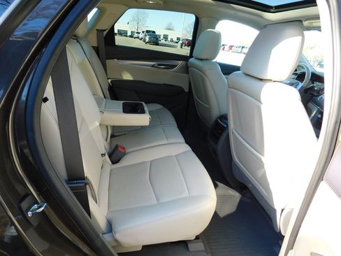 Used 2020 Cadillac XT5 Premium Luxury image 5