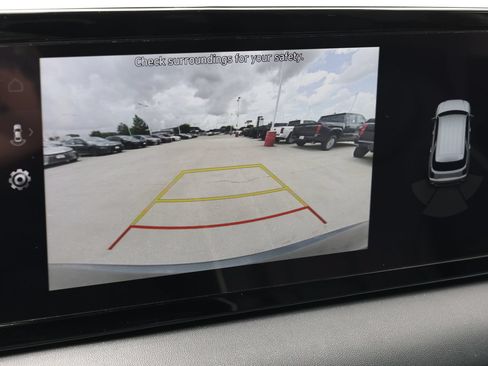 Used 2025 Hyundai Palisade SEL FWD image 21