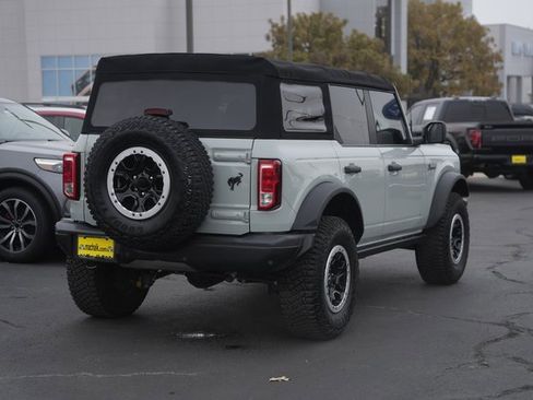 Used 2022 Ford Bronco Black Diamond w/ Sasquatch Package image 6