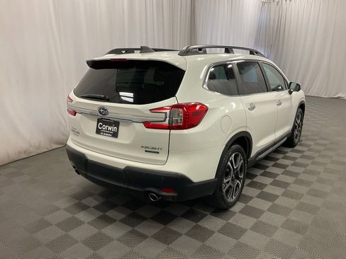 Used 2023 Subaru Ascent Touring image 2