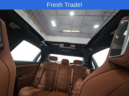 Certified 2025 BMW 760i xDrive w/ Executive Package AWD/4WD image 18