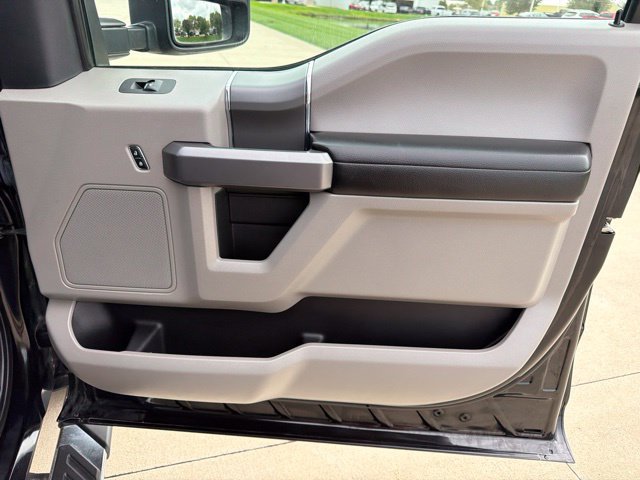 Used 2019 Ford F150 XLT w/ Equipment Group 302A Luxury AWD/4WD image 26