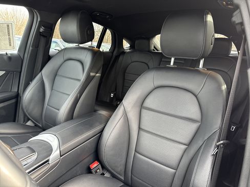 Used 2023 Mercedes-Benz GLC 300 4MATIC Coupe image 9