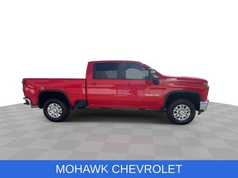 Used 2021 Chevrolet Silverado 3500 LT w/ Convenience Package AWD/4WD image 9