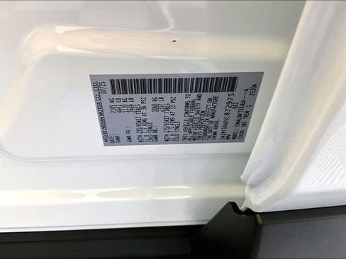 New 2025 Nissan Rogue S image 34