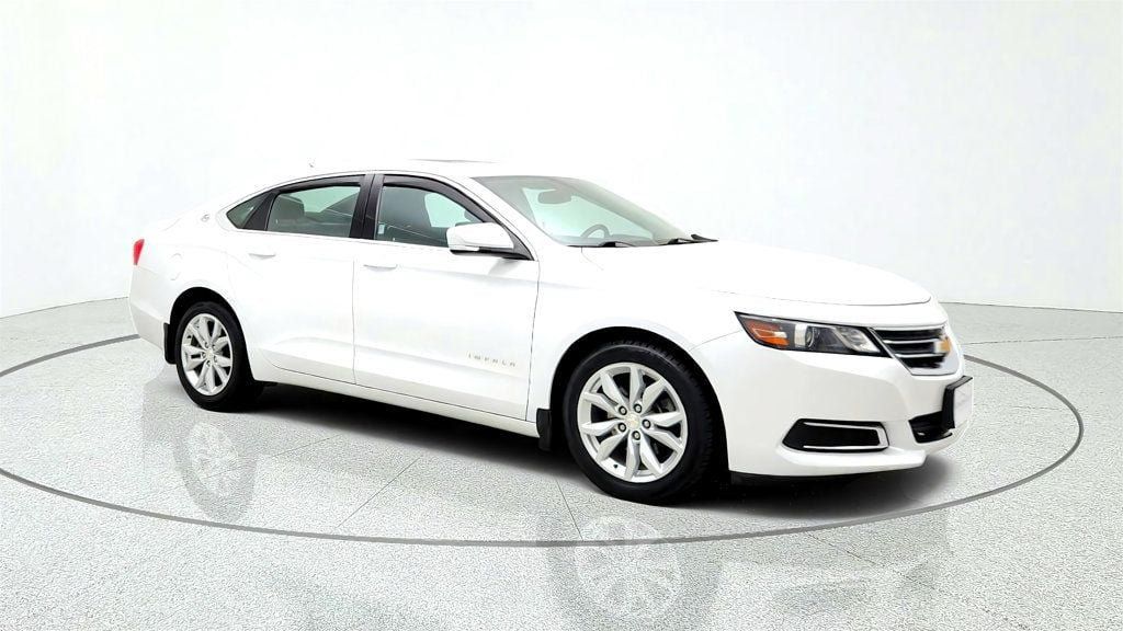 Used 2017 Chevrolet Impala LT w/ Convenience Package FWD image 3