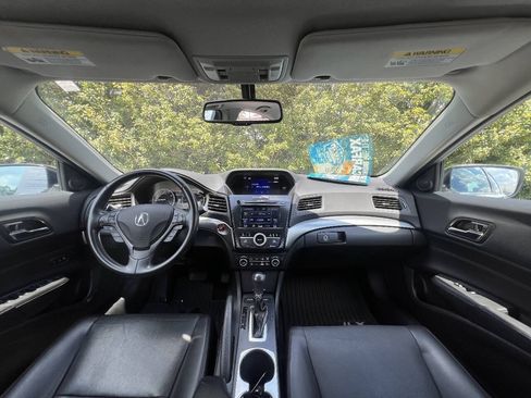 Used 2018 Acura ILX FWD image 30