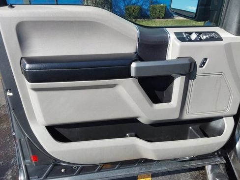 Used 2016 Ford F150 XLT w/ Equipment Group 301A Mid AWD/4WD image 14