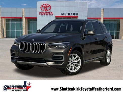 Used 2023 BMW X5 xDrive40i w/ Premium Package AWD/4WD image 1