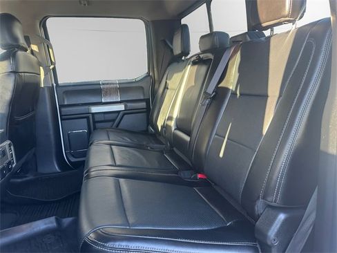 Used 2017 Ford F250 Lariat w/ Chrome Package image 13