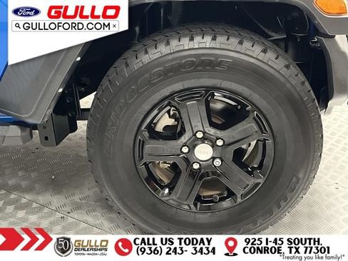 Used 2023 Jeep Wrangler Unlimited Sport AWD/4WD image 29