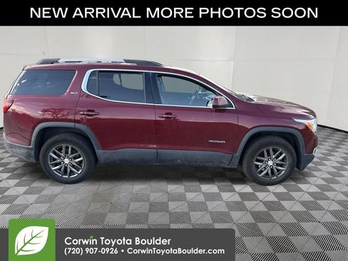 Used 2018 GMC Acadia SLT AWD/4WD image 9