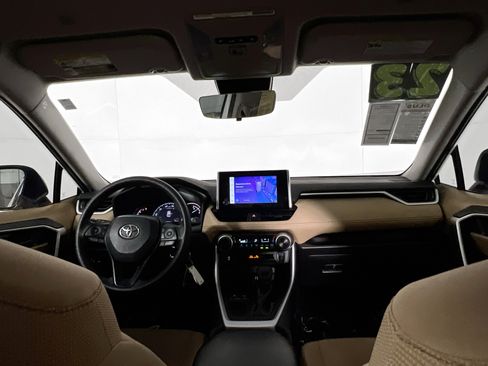 Used 2023 Toyota RAV4 LE FWD image 29