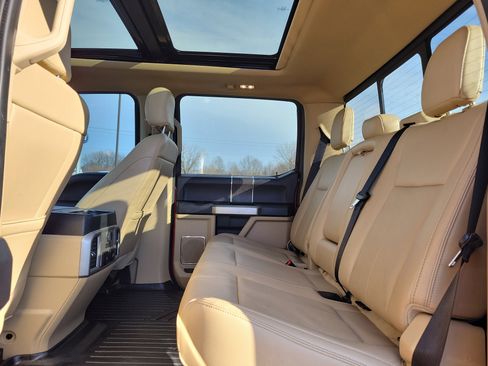 Used 2021 Ford F250 Lariat w/ Lariat Ultimate Package image 12