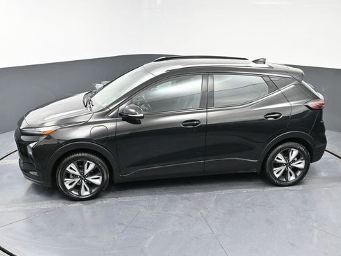 Used 2023 Chevrolet Bolt EUV LT w/ Convenience Package image 45