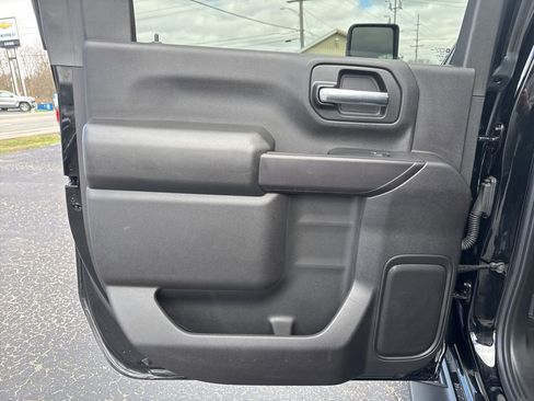 Used 2024 Chevrolet Silverado 2500 Custom w/ Custom Convenience Package AWD/4WD image 16