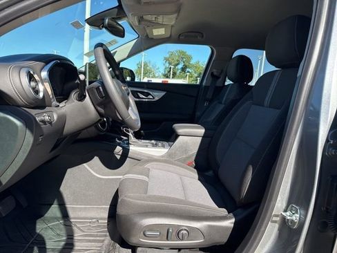 New 2025 Chevrolet Blazer LT w/ Convenience Package image 28