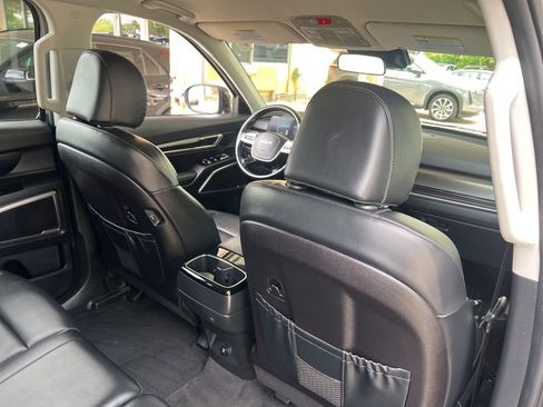 Certified 2025 Kia Telluride LX FWD image 15