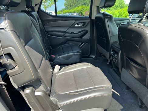 Used 2018 Chevrolet Traverse LT AWD/4WD image 14