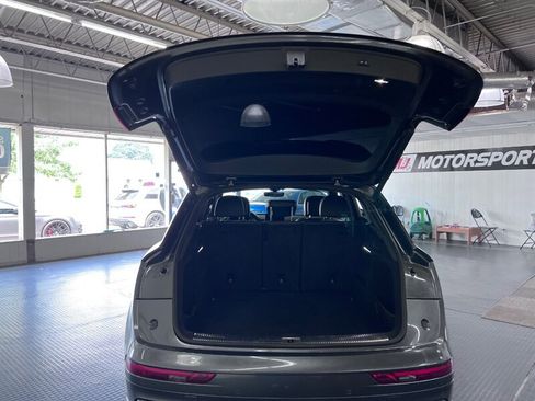 Used 2018 Audi SQ5 Premium Plus image 53