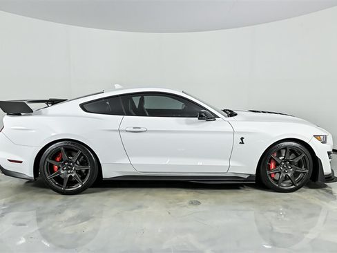 Used 2020 Ford Mustang Shelby GT500 w/ Carbon Fiber Track Pack RWD image 10
