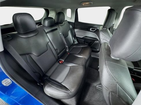 Used 2022 Jeep Compass Latitude image 26