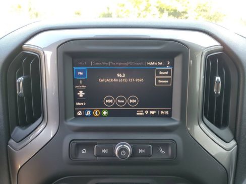 Used 2025 Chevrolet Silverado 1500 Custom Trail Boss AWD/4WD image 30