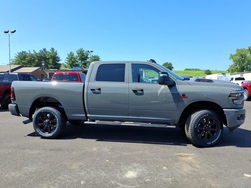 New 2026 RAM 2500 Tradesman AWD/4WD image 2