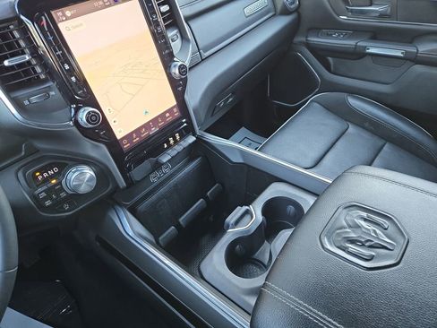 Used 2025 RAM 1500 Laramie image 26