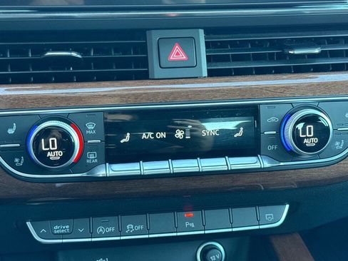 Used 2022 Audi A5 2.0T Premium Plus w/ Premium Plus image 27