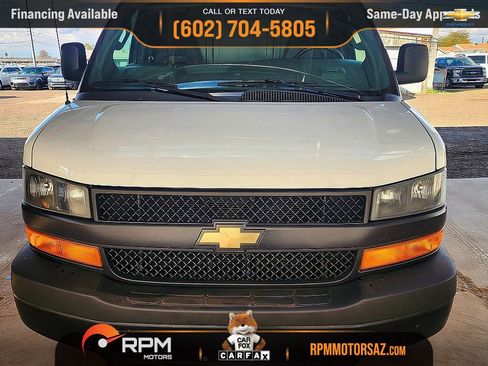 Used 2019 Chevrolet Express 3500 Extended w/ Driver Convenience Package image 37