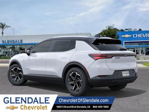 New 2026 Chevrolet Equinox EV LT image 3