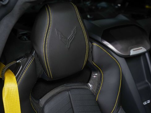Used 2026 Chevrolet Corvette ZR1 w/ ZR1 Carbon Fiber Aero Package RWD image 33
