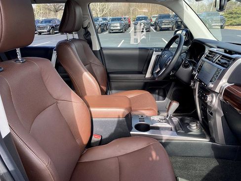Used 2021 Toyota 4Runner Limited image 21