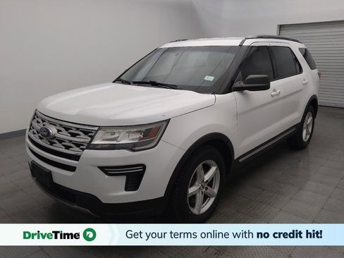 Used 2019 Ford Explorer XLT image 1