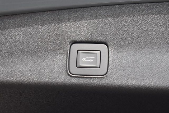Used 2026 Chevrolet TrailBlazer RS w/ Convenience Package AWD/4WD image 17