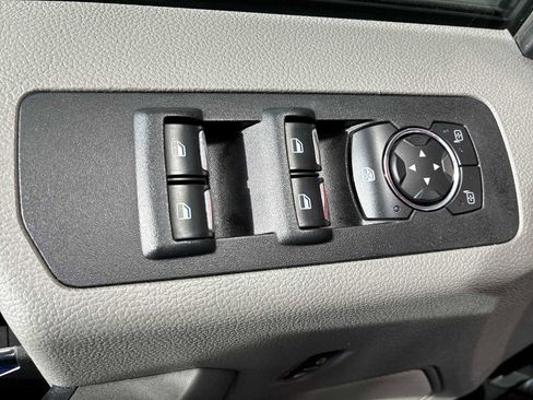 Used 2016 Ford F150 XLT w/ Equipment Group 302A Luxury image 15