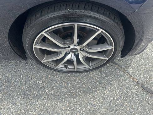 Used 2023 Genesis G70 3.3T AWD/4WD image 10