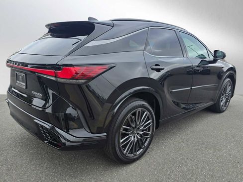 Used 2023 Lexus RX 500h F Sport AWD/4WD image 3