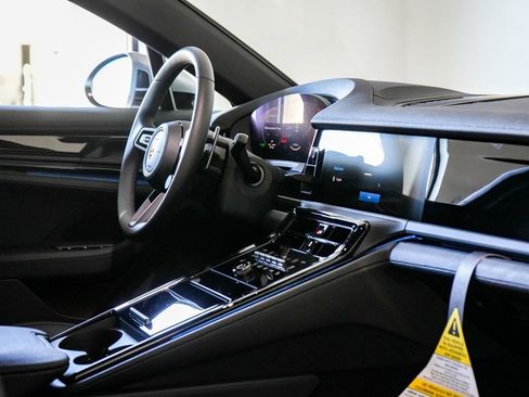 New 2026 Porsche Panamera 4 image 30